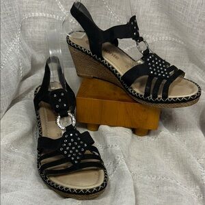 Remonte almost NEW leather elastic straps wedge shoes